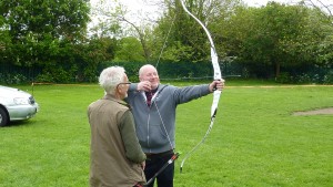 Good Neighbours Get Hooked on Archery